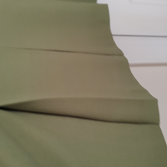 Liz Claiborne skirt suit light olive gorgeous - Picture 3 of 5